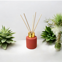 Parfumflesje terracotta met gouden, zilveren of zwarte dop – €2,08/st – set van 12